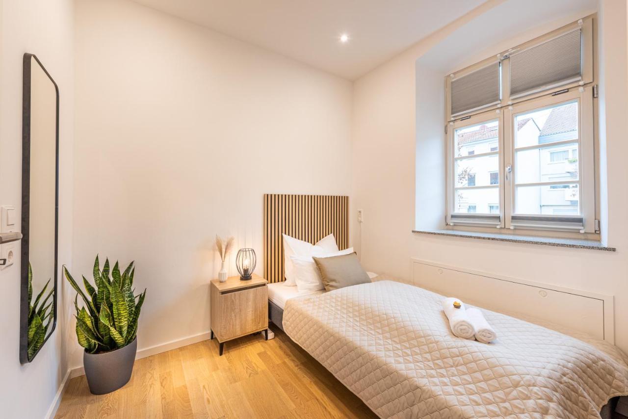 Vivid Luxury Apartment Ludwigsburg - Bluehendes Barock-Forum-Schloss-Modern Екстериор снимка